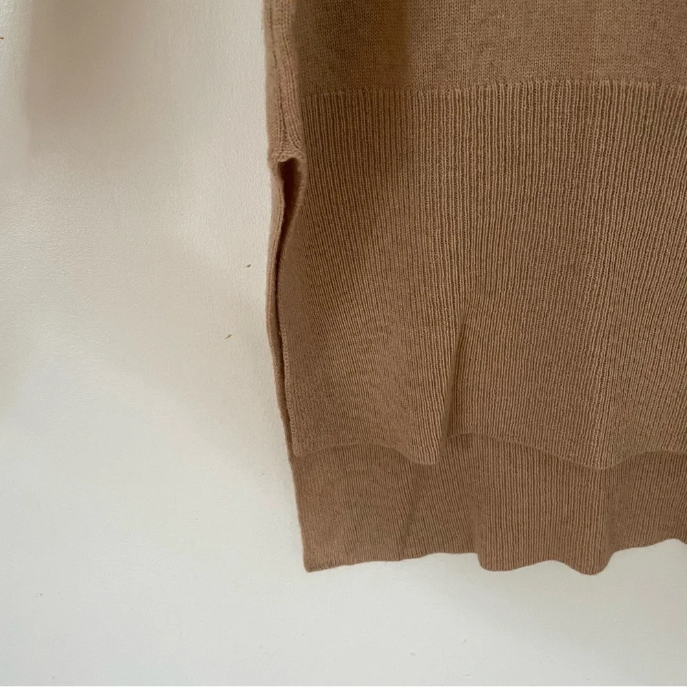 Gentle Herd cashmere and wool moc neck sweater in tan size M - Picture 6 of 10